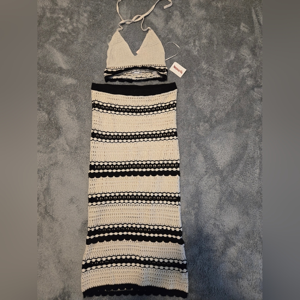 Black and White Striped Sweater 2 Piece